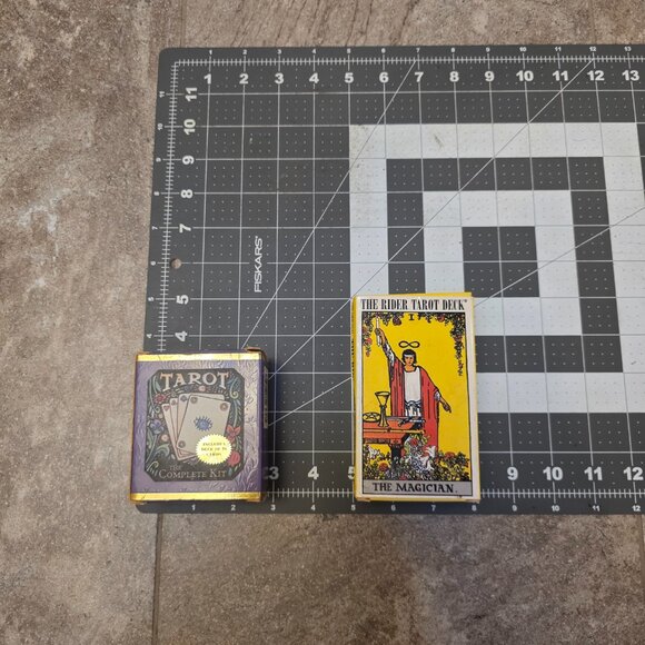 VTG The Rider Waite Tarot Deck The Magician 78 Cards 1971 Purple complete kit - Picture 8 of 8